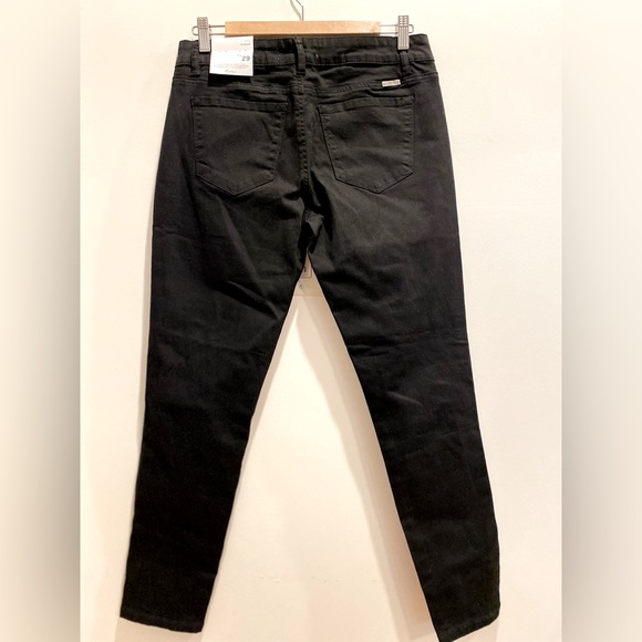 KanCan, Size 10, Black, Distressed Jean - NWT - Picture 6 of 11